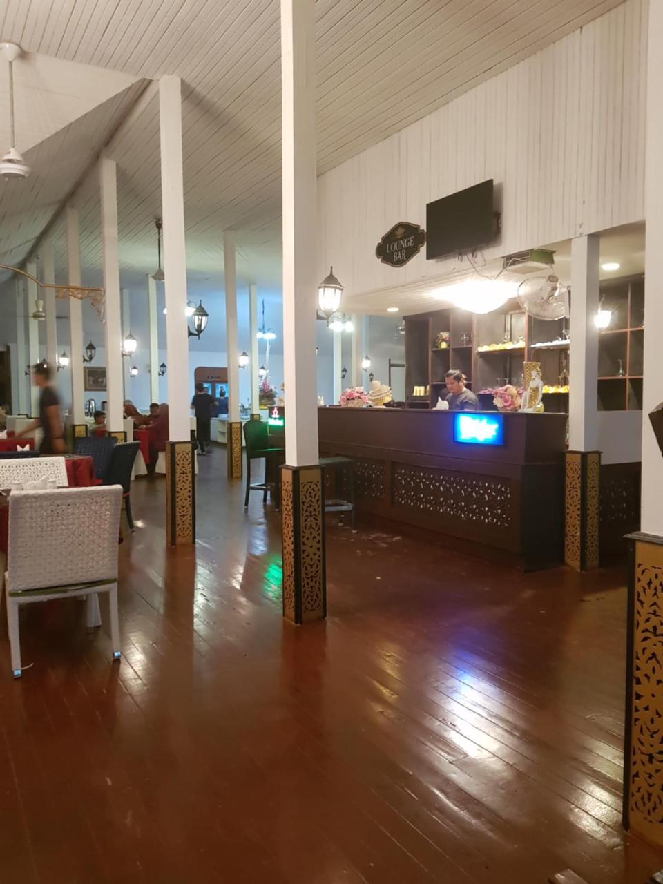 郎登加纱丽太平洋度假酒店 浪中岛 外观 照片