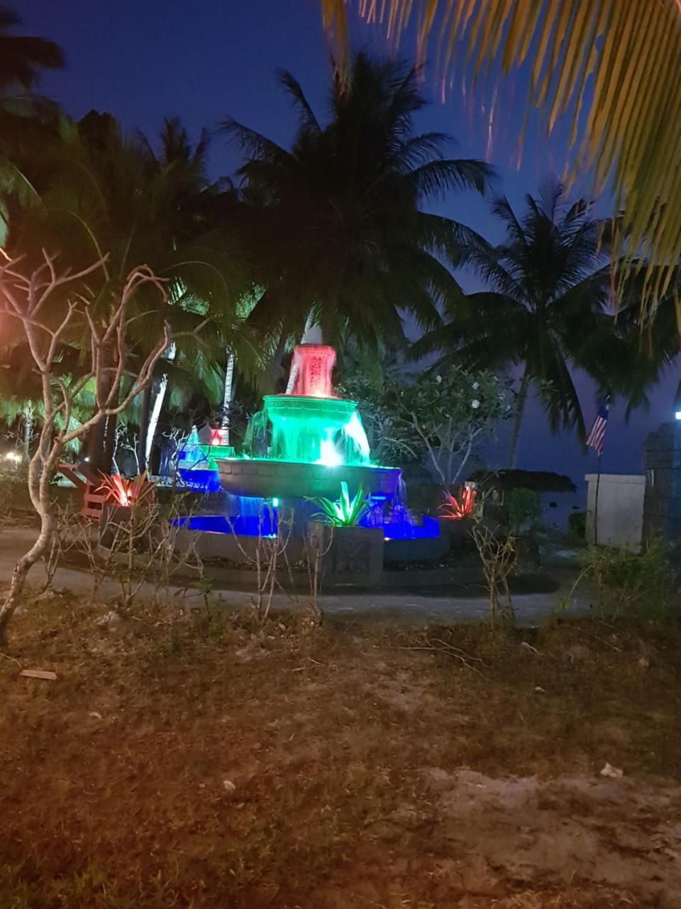 郎登加纱丽太平洋度假酒店 浪中岛 外观 照片