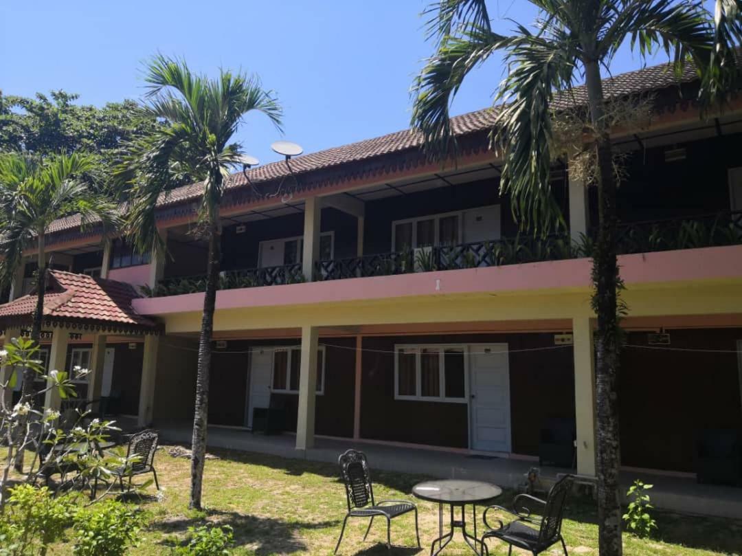 郎登加纱丽太平洋度假酒店 浪中岛 外观 照片